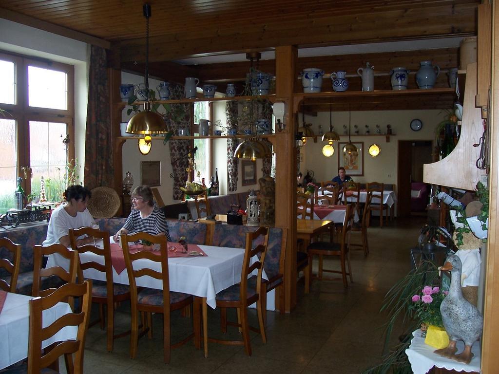 Restaurant - Pension Herrgottstal Креглинген Экстерьер фото
